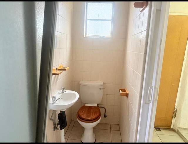 1 BEDROOM PROPERTY TO RENT IN HOMESTEAD